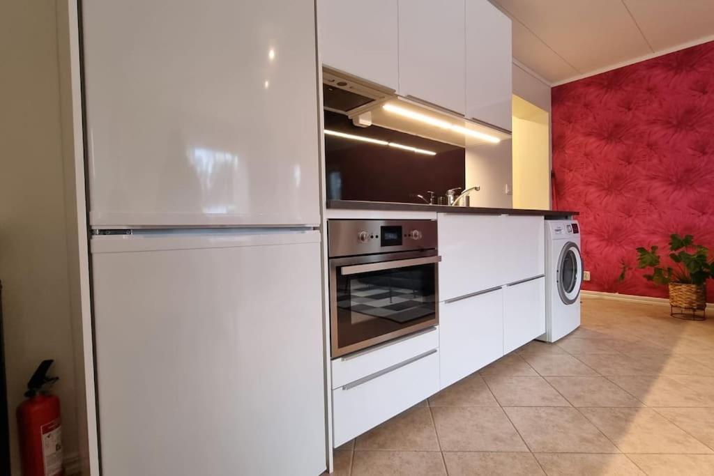 Quiet And Comfy With Swimming Pool Apartment Onsala Exterior photo